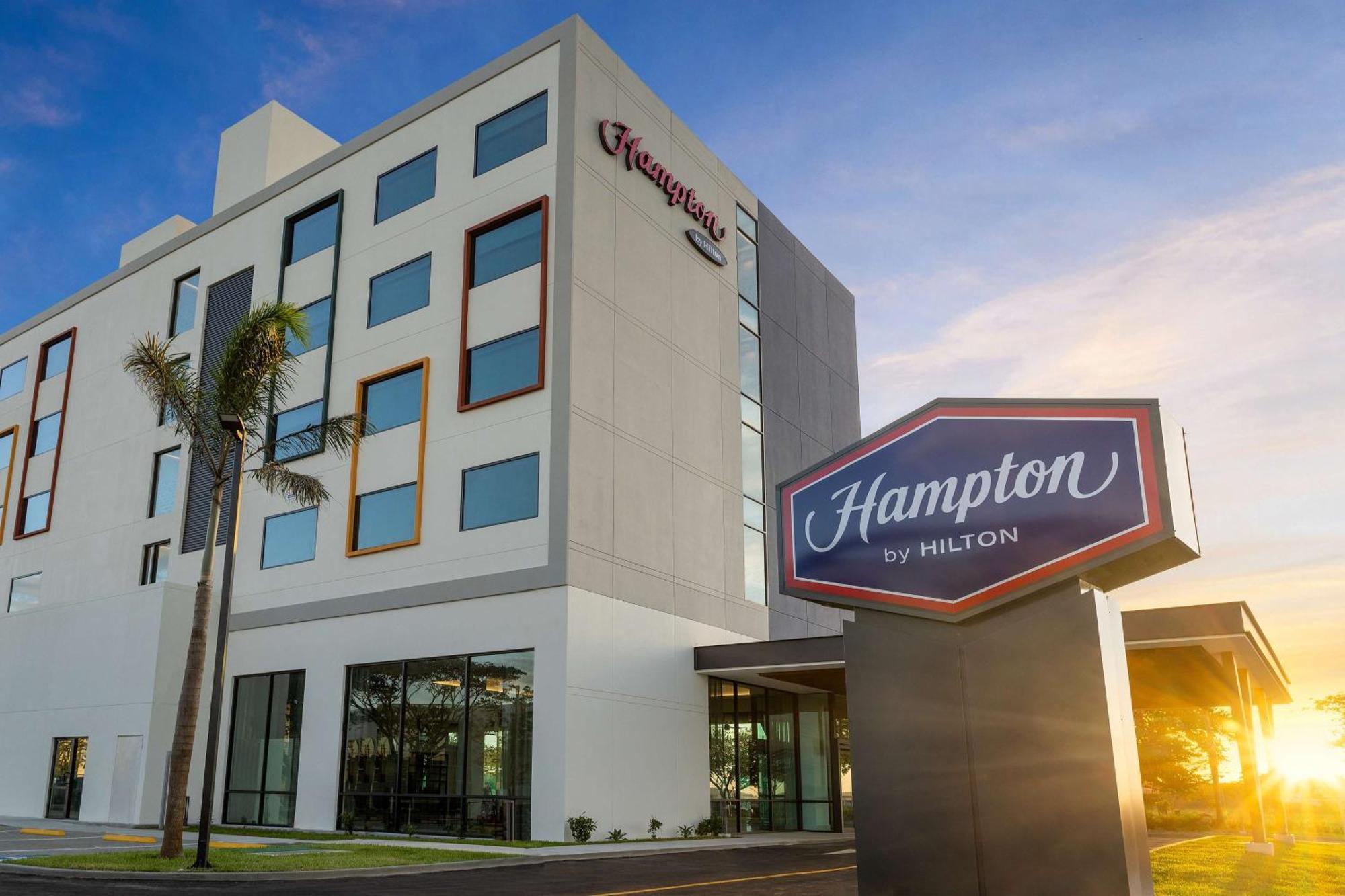 Hampton By Hilton Guanacaste Airport Hotel Liberia Exterior photo